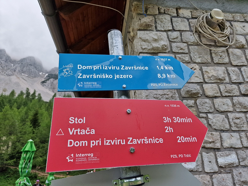 Slika je vidna v Google Chromu.