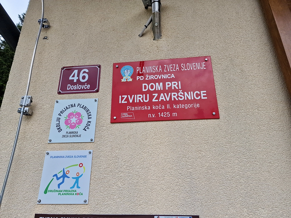 Slika je vidna v Google Chromu.