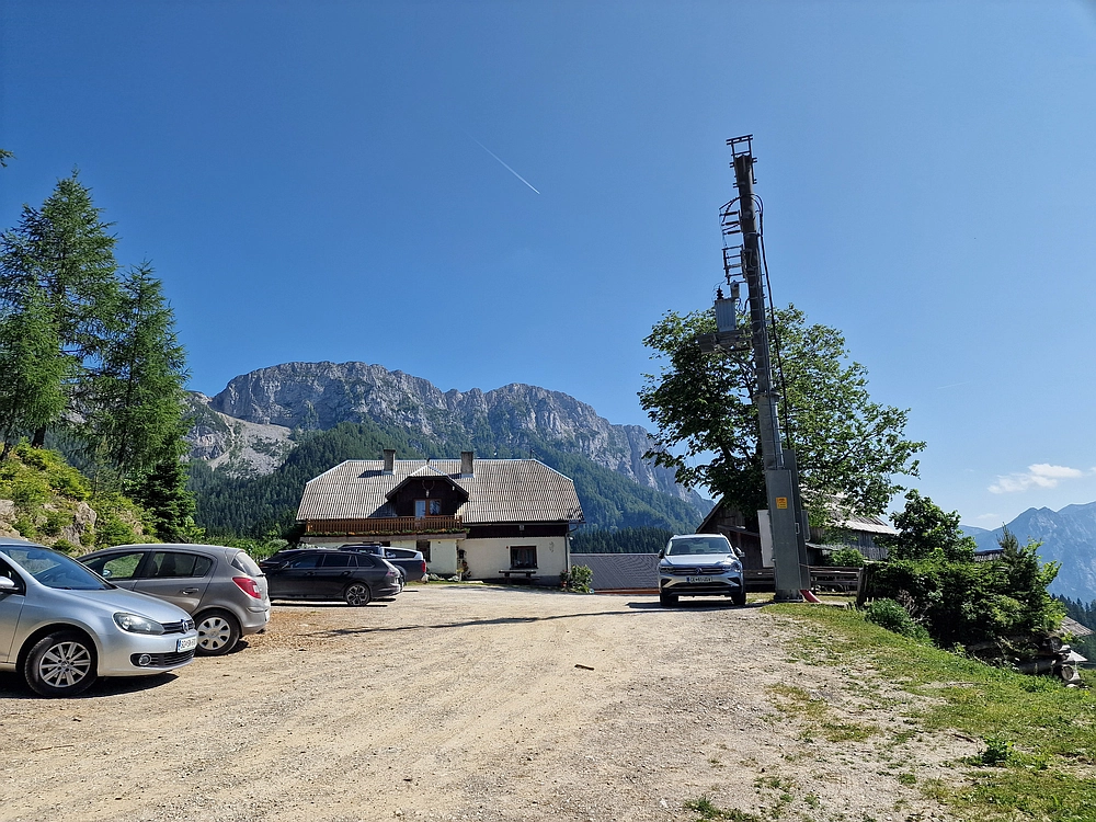 Slika je vidna v Google Chromu.