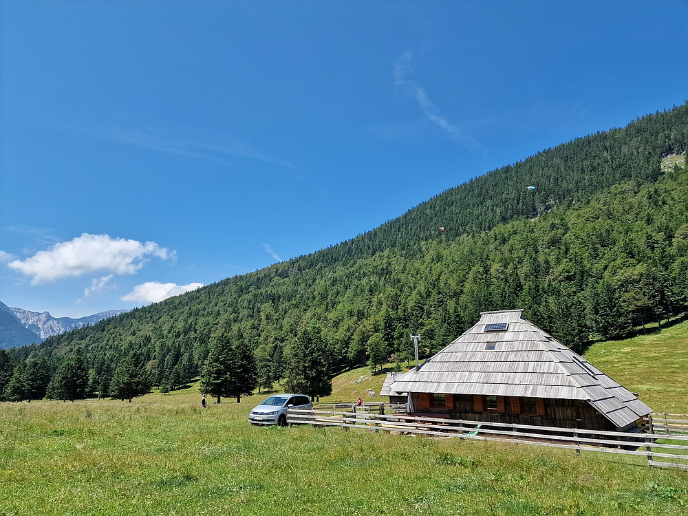 Slika je vidna v Google Chromu.