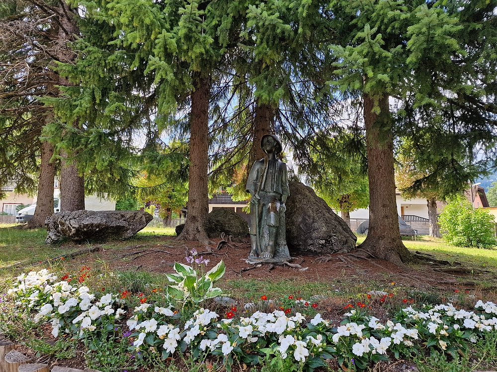 Slika je vidna v Google Chromu.