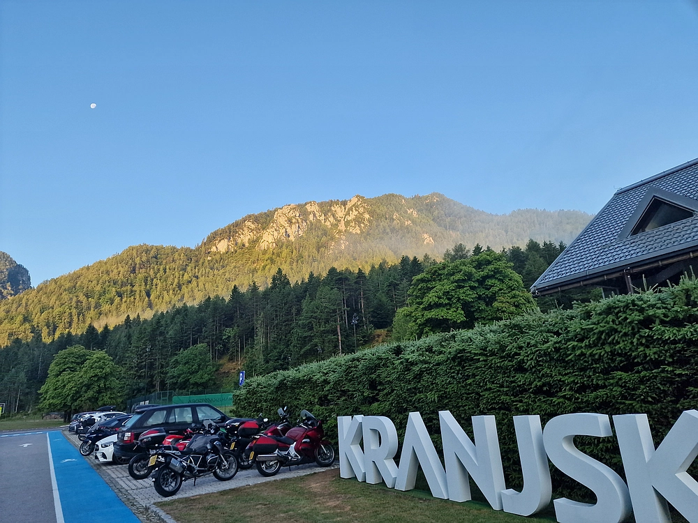 Slika je vidna v Google Chromu.