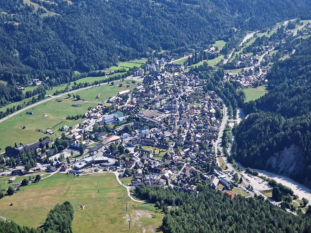 Slika je vidna v Google Chromu.