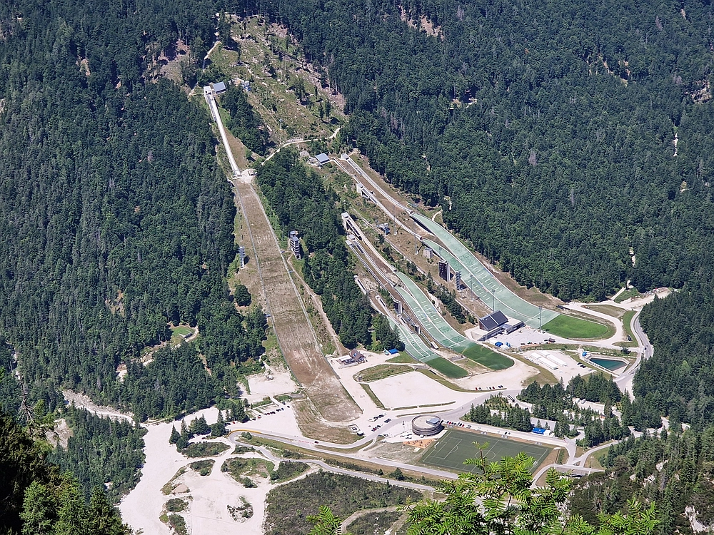 Slika je vidna v Google Chromu.