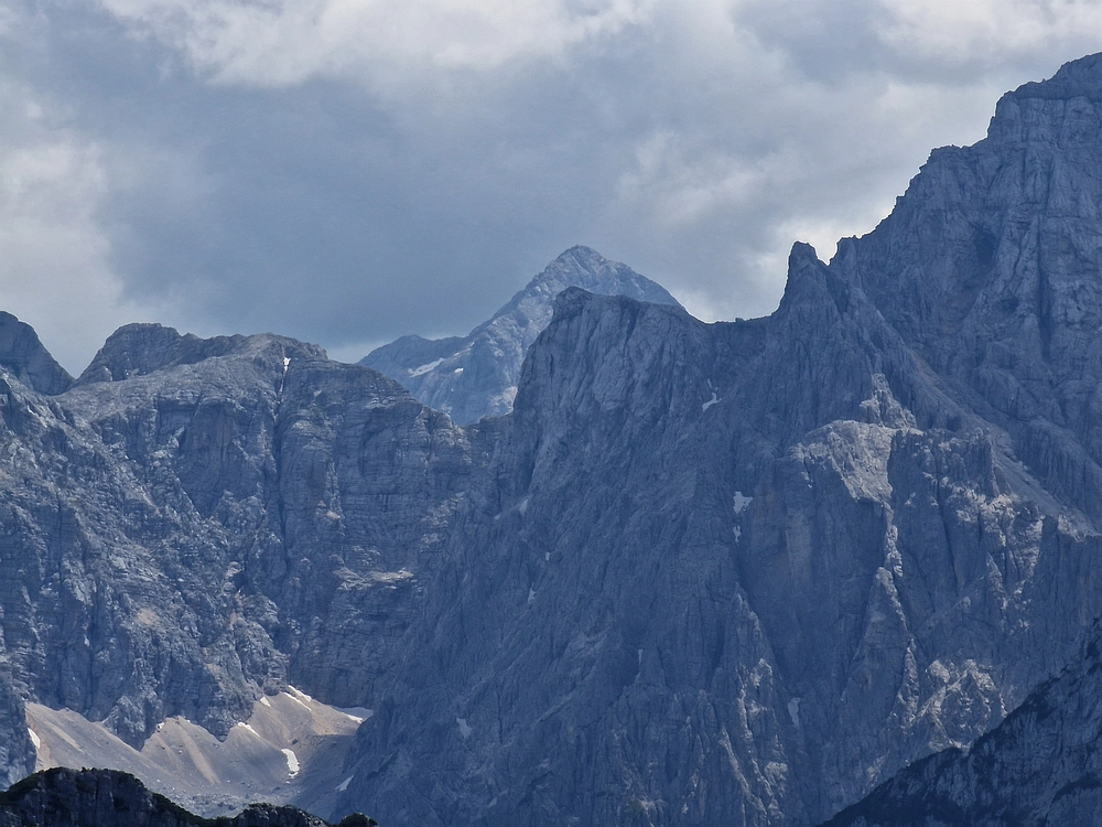 Slika je vidna v Google Chromu.