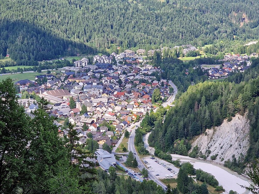Slika je vidna v Google Chromu.