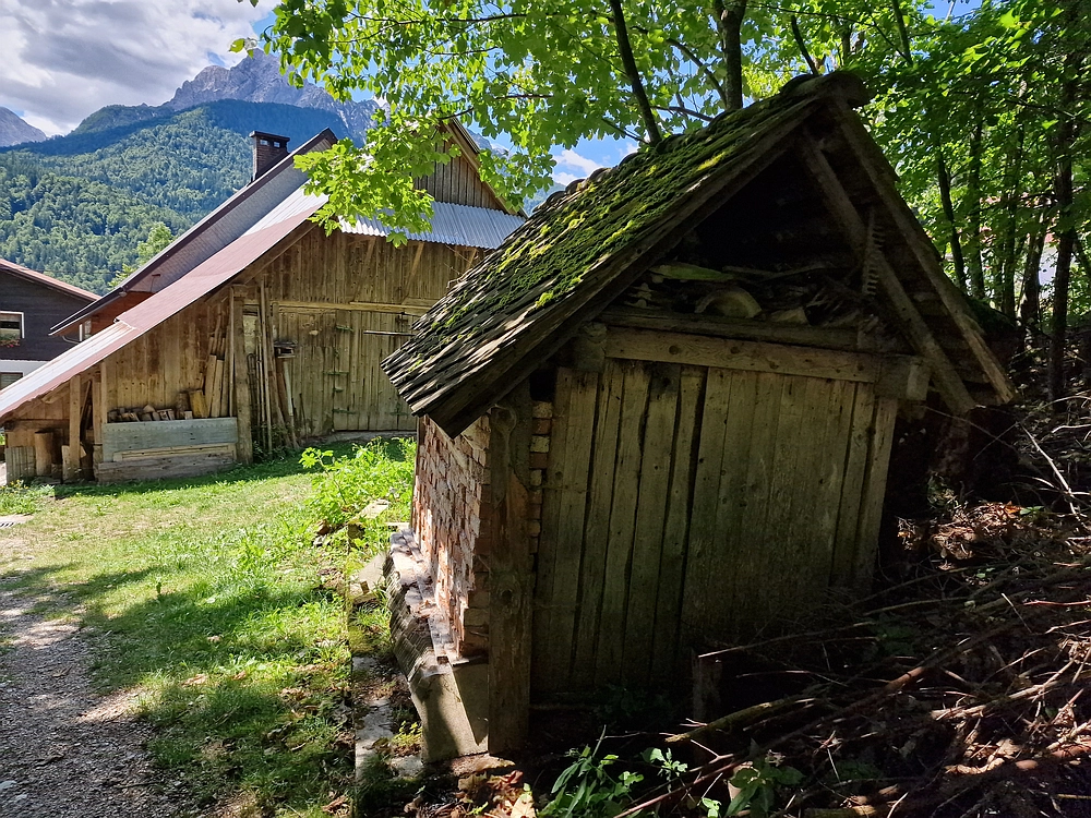 Slika je vidna v Google Chromu.