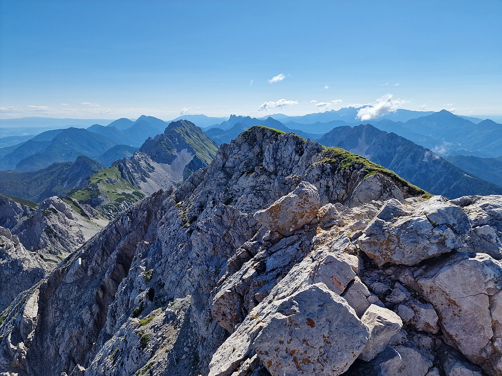 Slika je vidna v Google Chromu.