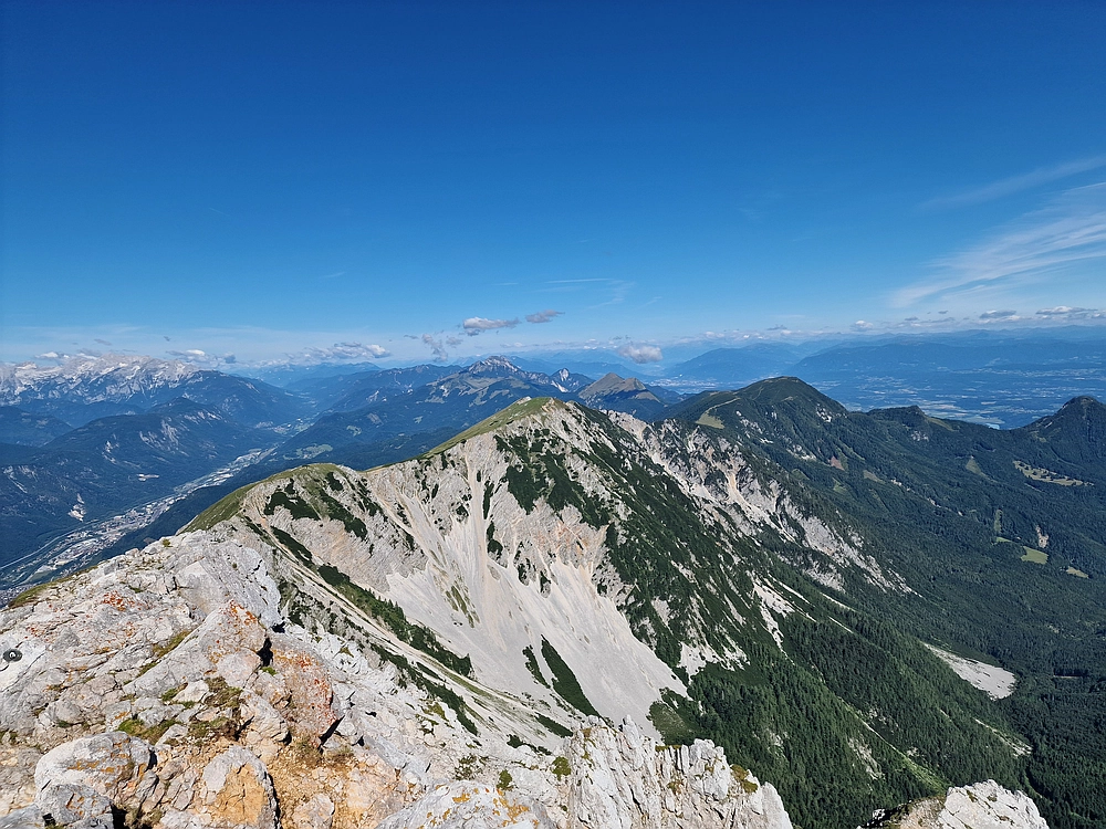 Slika je vidna v Google Chromu.