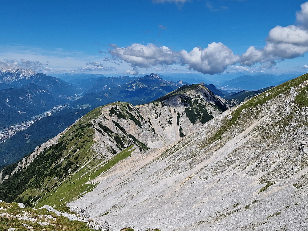 Slika je vidna v Google Chromu.