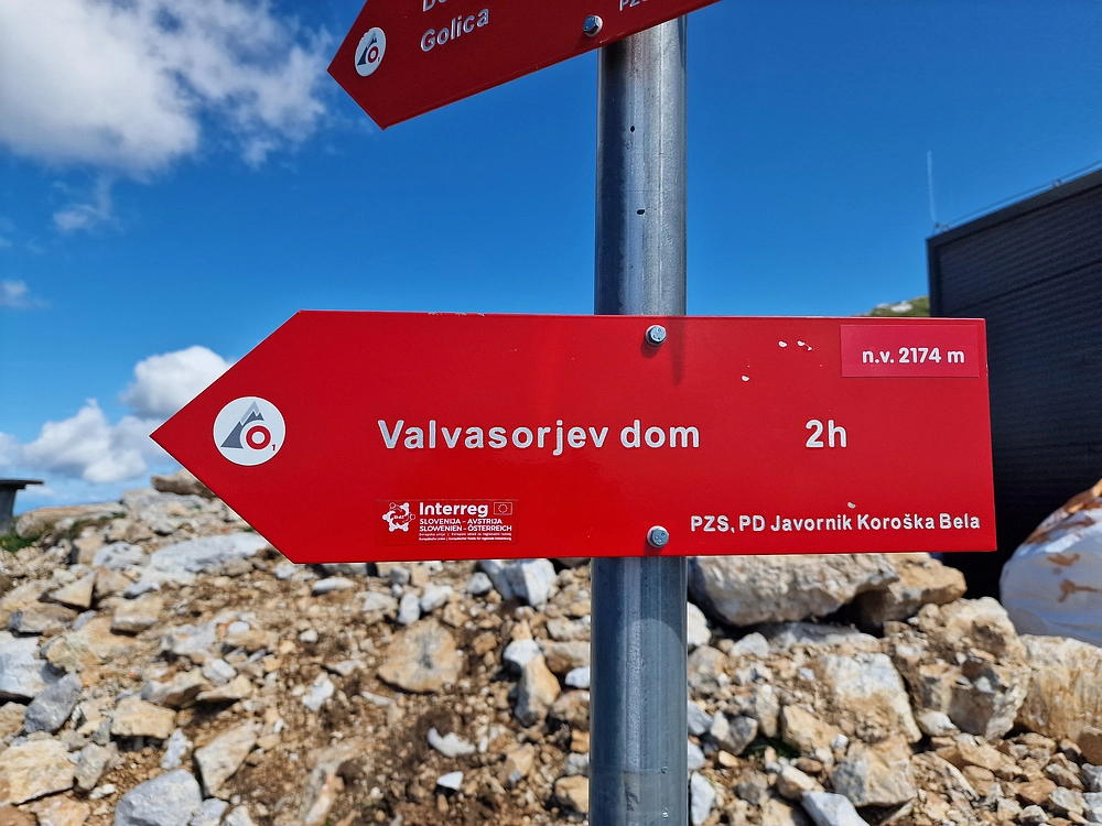 Slika je vidna v Google Chromu.