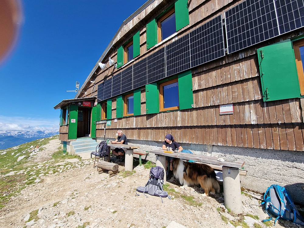 Slika je vidna v Google Chromu.