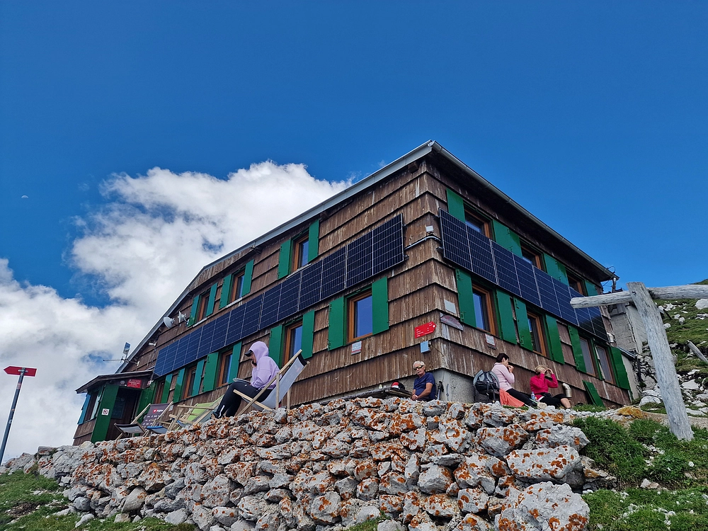 Slika je vidna v Google Chromu.