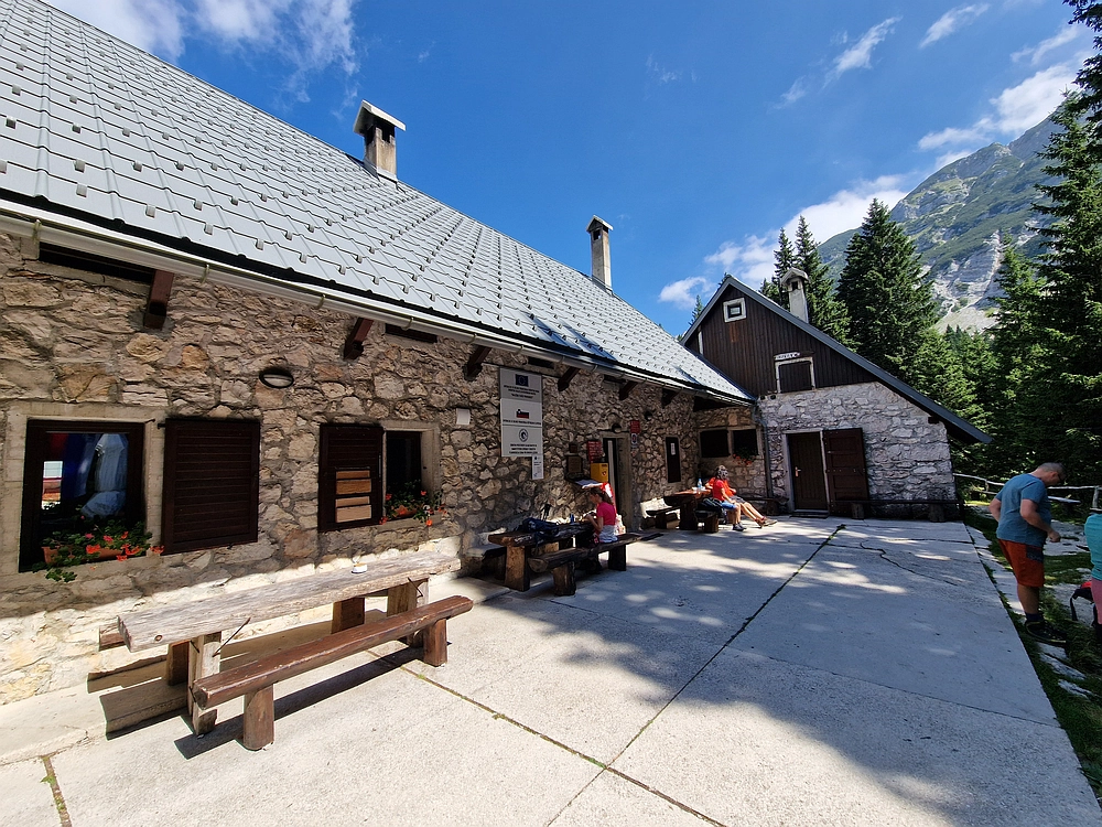 Slika je vidna v Google Chromu.