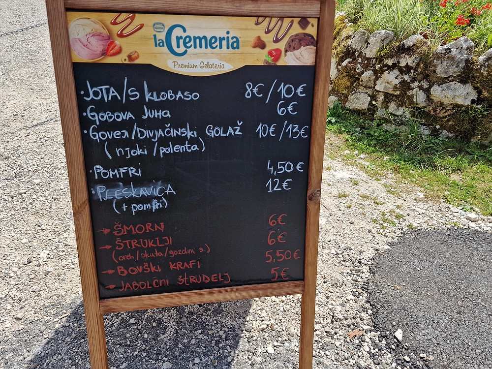 Slika je vidna v Google Chromu.