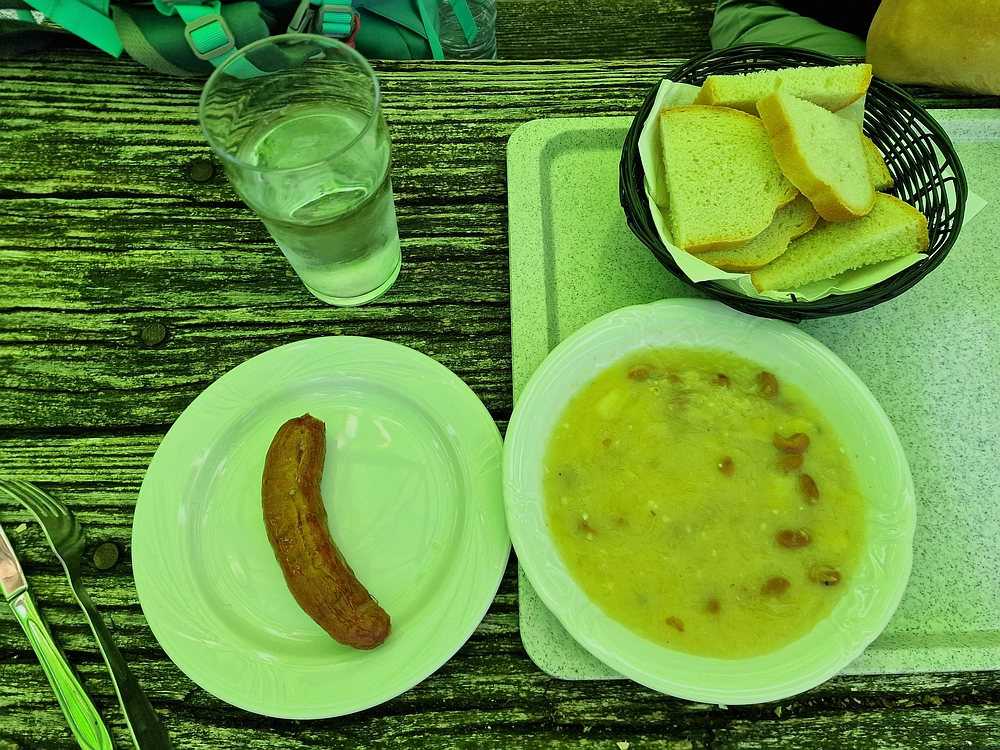 Slika je vidna v Google Chromu.