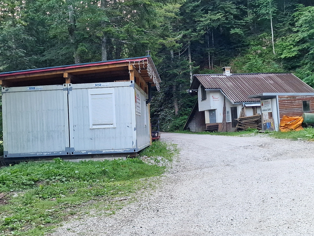 Slika je vidna v Google Chromu.