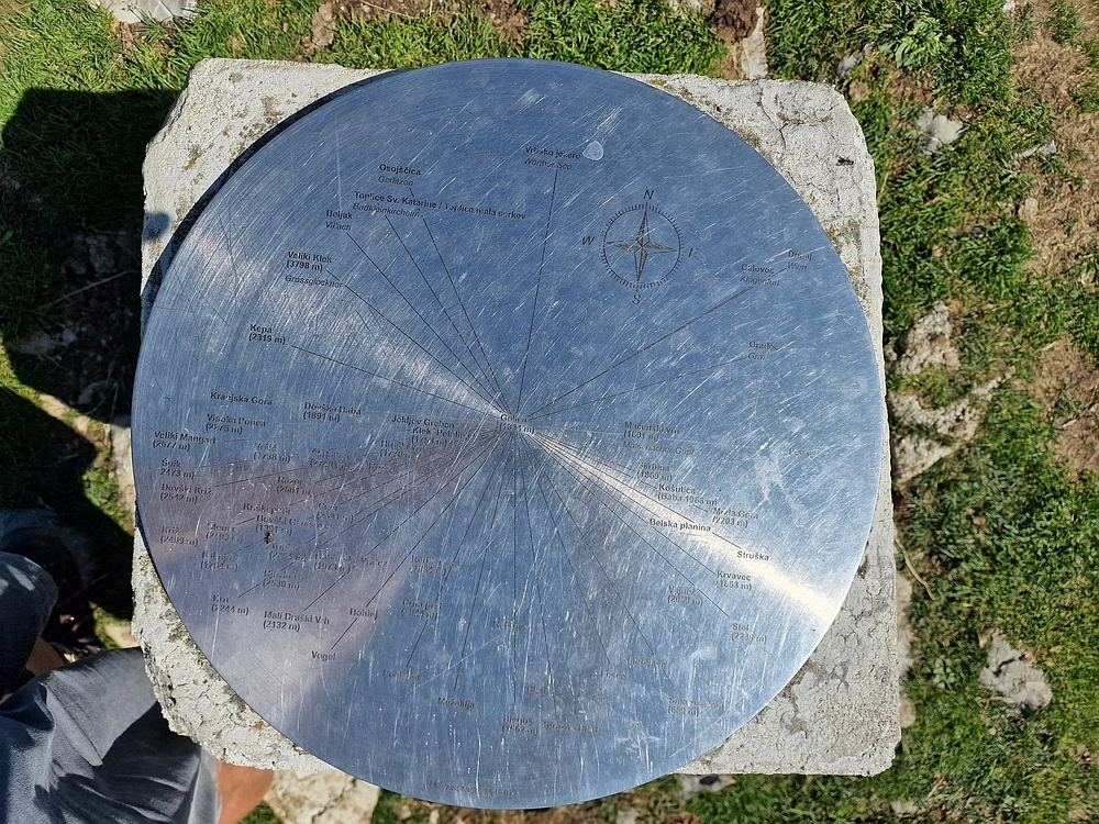 Slika je vidna v Google Chromu.