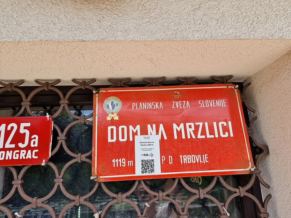 Slika je vidna v Google Chromu.