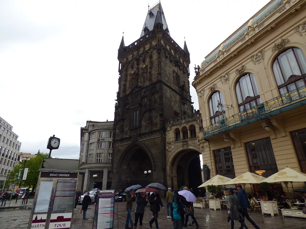 Slika je vidna v Google Chromu.