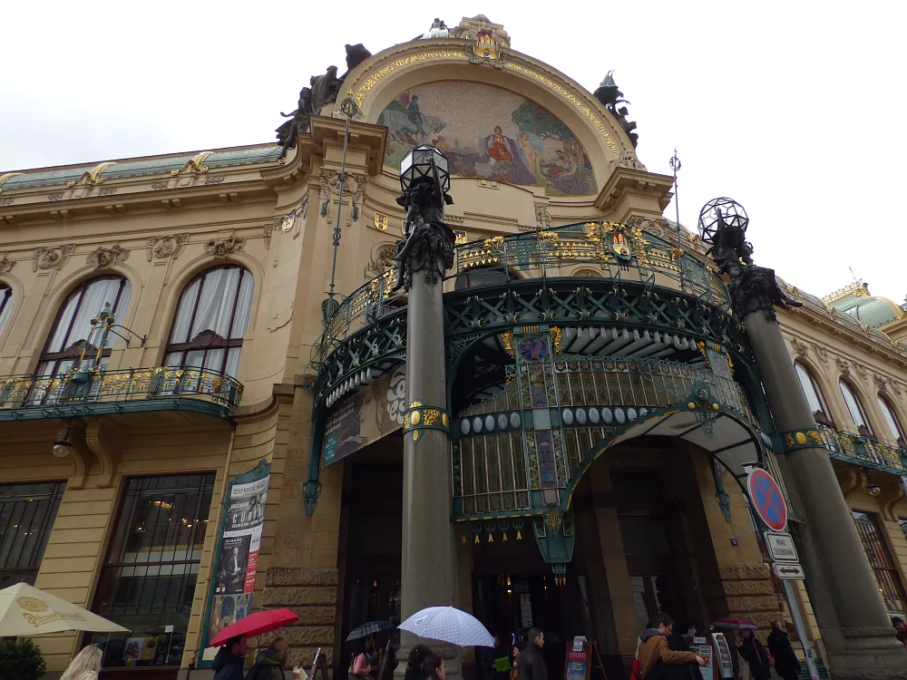 Slika je vidna v Google Chromu.