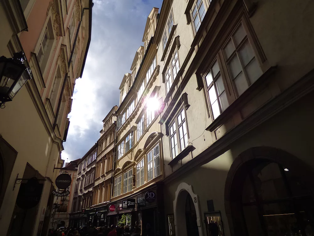 Slika je vidna v Google Chromu.