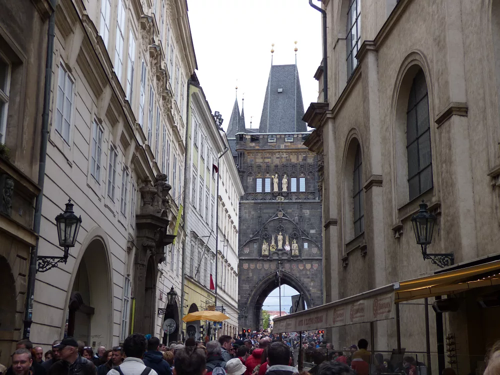 Slika je vidna v Google Chromu.