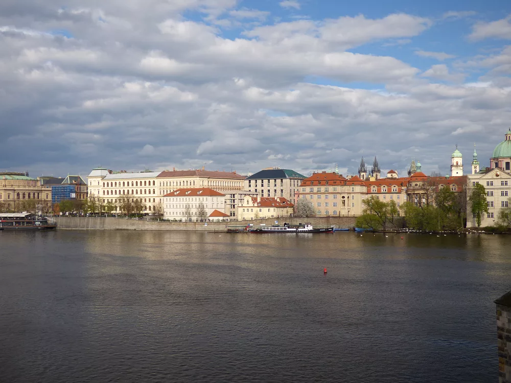 Slika je vidna v Google Chromu.