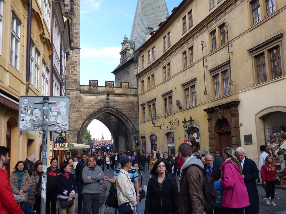 Slika je vidna v Google Chromu.