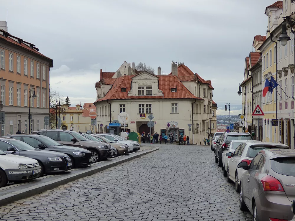 Slika je vidna v Google Chromu.