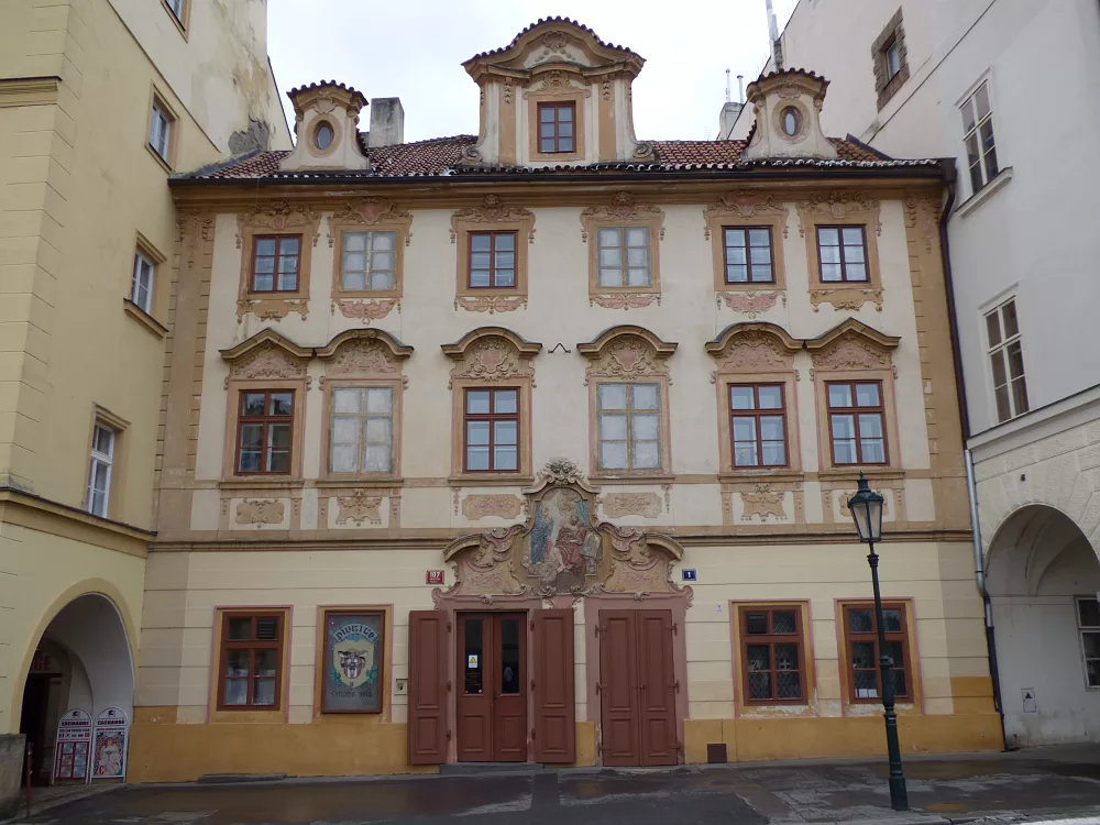 Slika je vidna v Google Chromu.