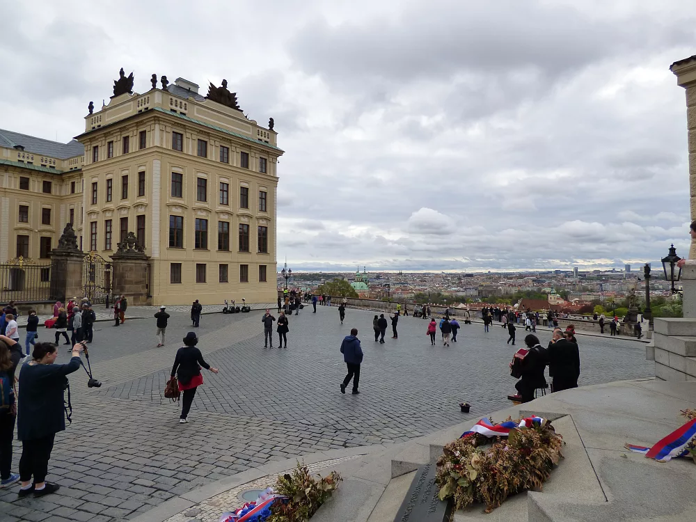 Slika je vidna v Google Chromu.