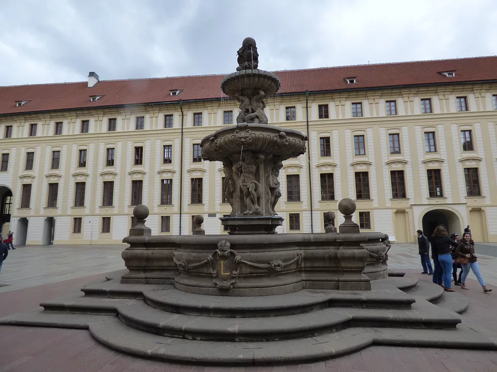 Slika je vidna v Google Chromu.