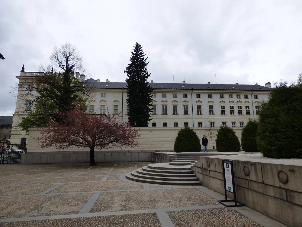 Slika je vidna v Google Chromu.