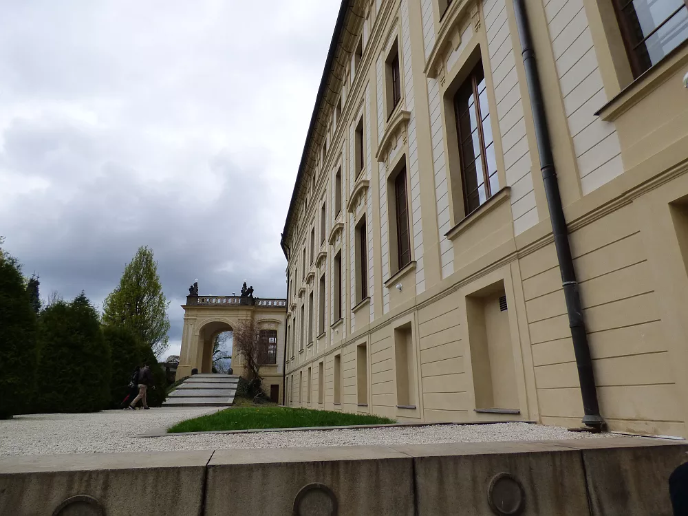 Slika je vidna v Google Chromu.