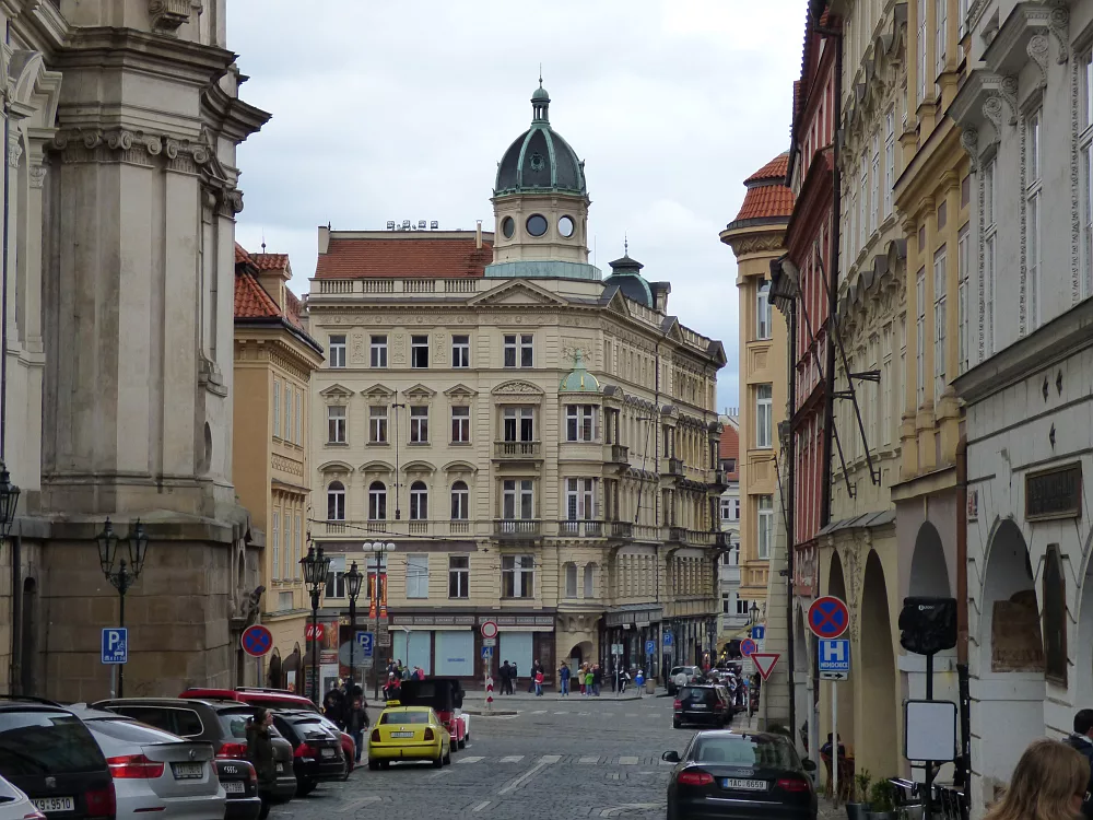 Slika je vidna v Google Chromu.