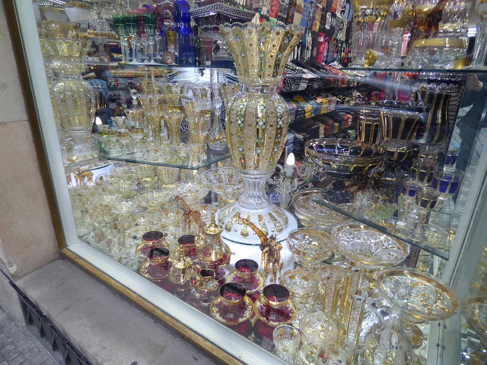 Slika je vidna v Google Chromu.