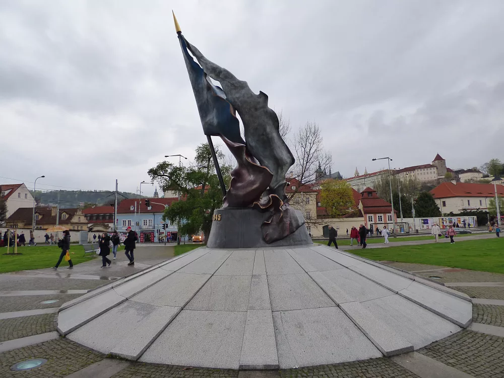 Slika je vidna v Google Chromu.